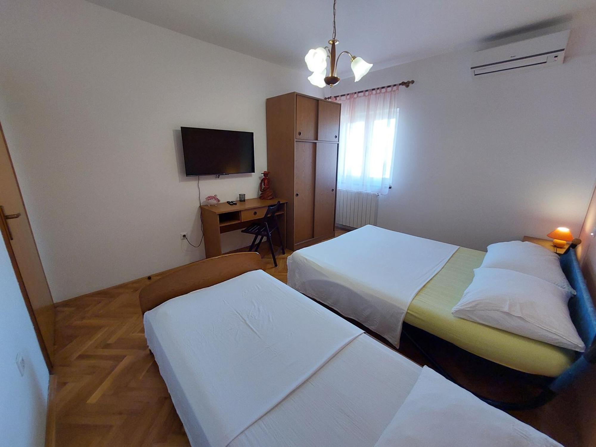 Apartments 2D Grebastica Phòng bức ảnh